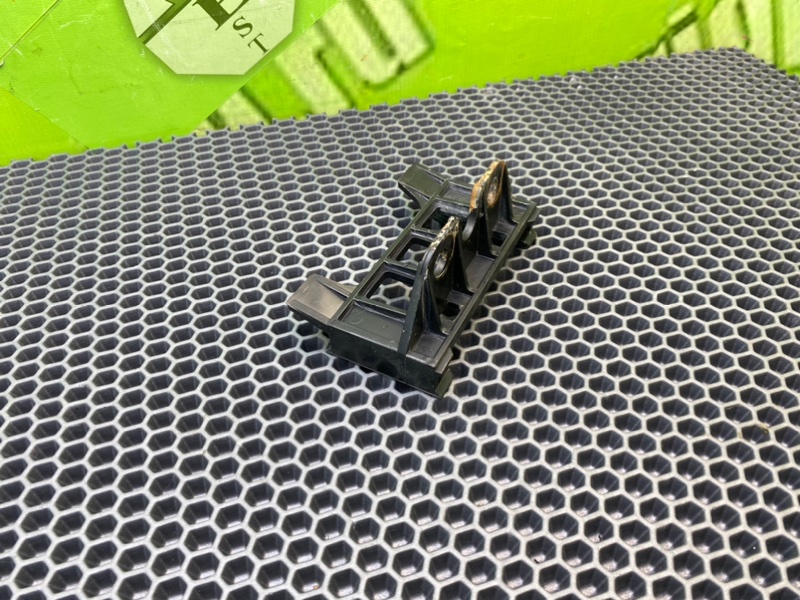 Кронштейн бампера, 700 рублей, Калининград