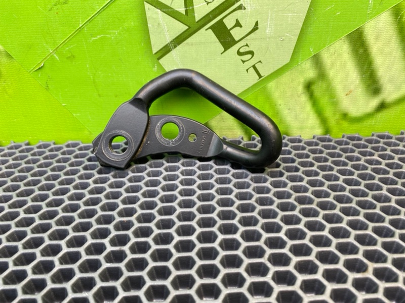 Скоба ремня безопасности, 600 рублей, Калининград