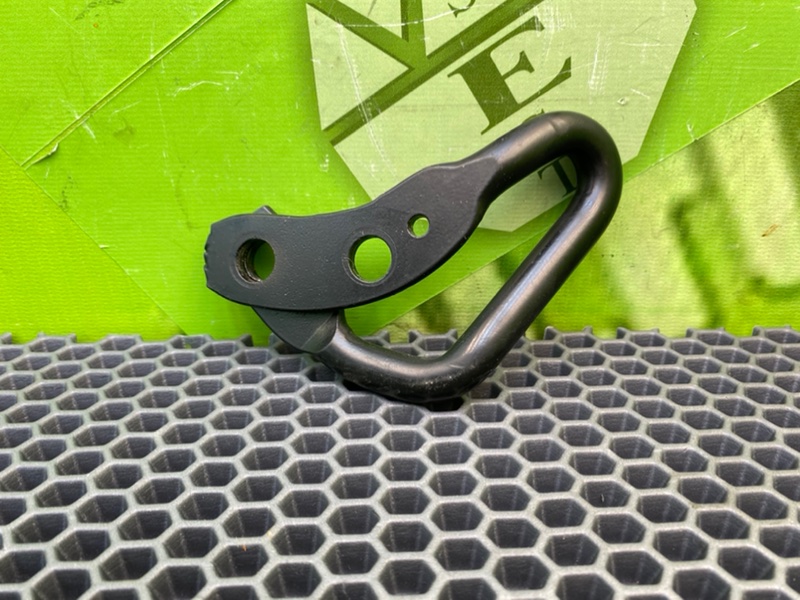 Скоба ремня безопасности, 600 рублей, Калининград