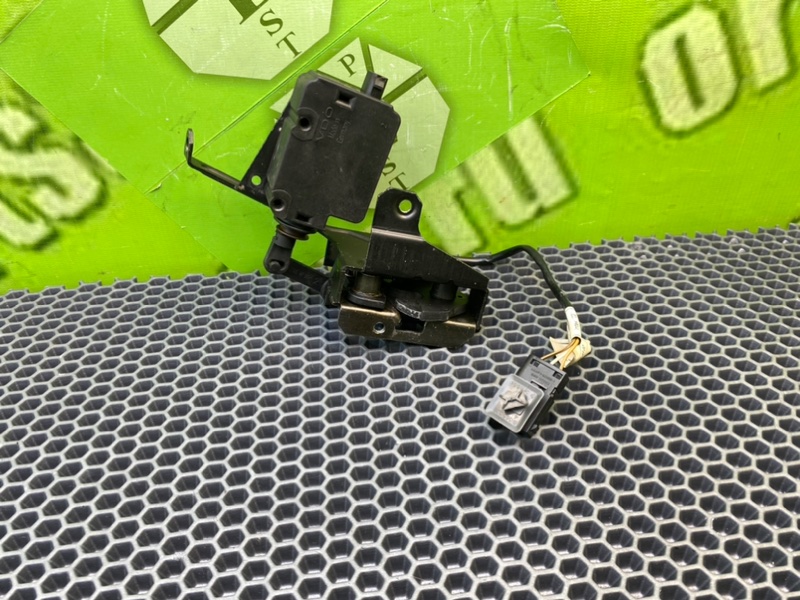 Замок стекла багажника, 1600 рублей, Калининград