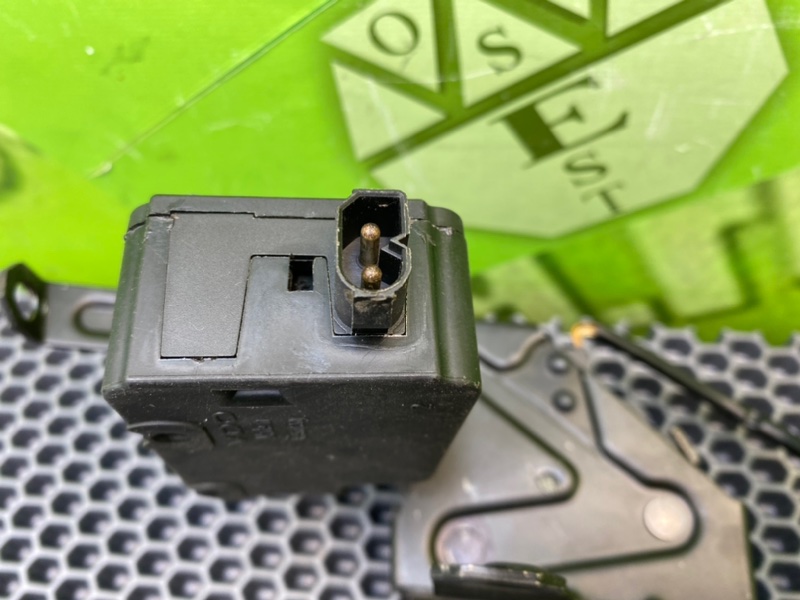 Замок стекла багажника, 1600 рублей, Калининград