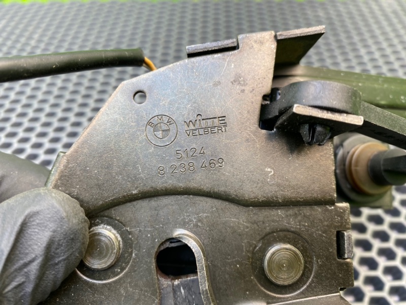 Замок стекла багажника, 1600 рублей, Калининград