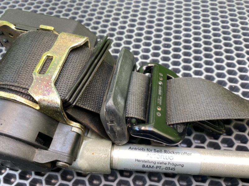 Ремень безопасности, 1000 рублей, Калининград