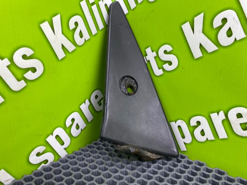 Накладка крепления зеркала, 1000 рублей, Калининград