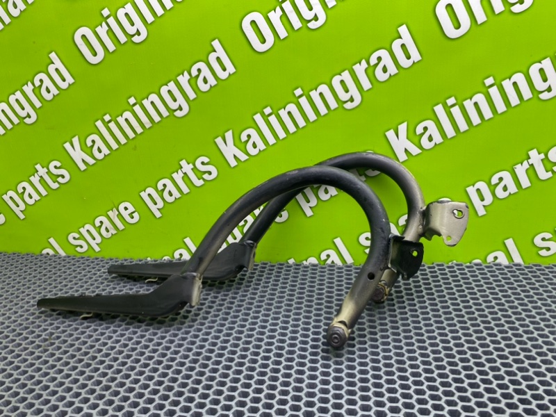 Петли багажника, 1400 рублей, Калининград