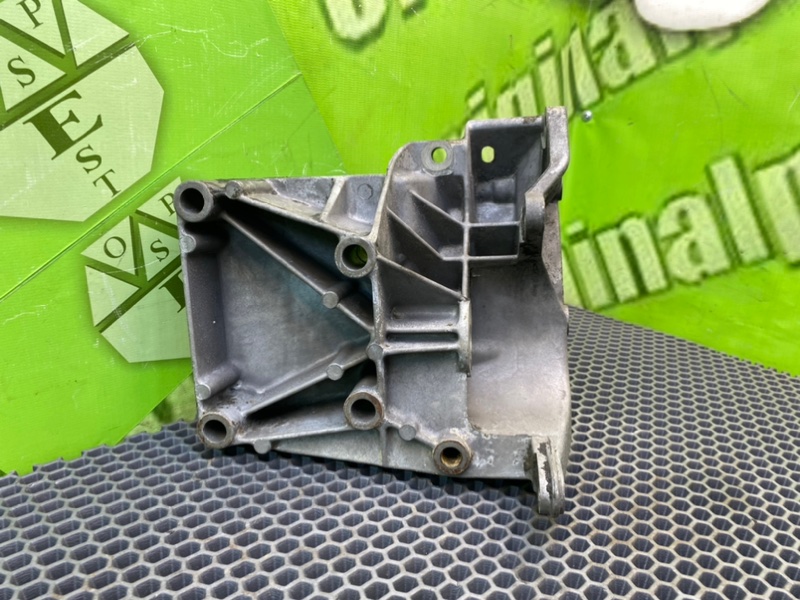 Кронштейн ГУР, 1000 рублей, Калининград