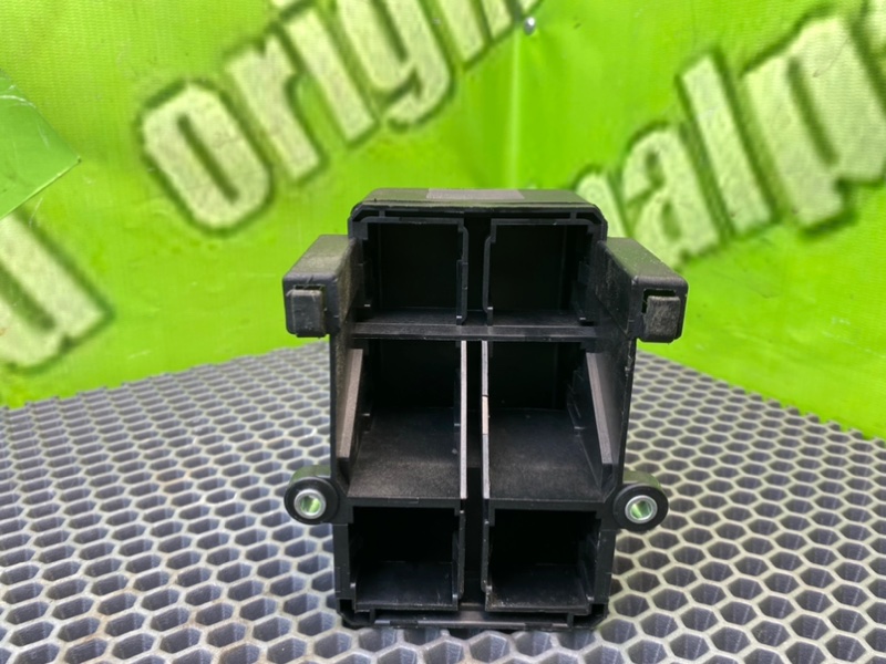 Крышка, 500 рублей, Калининград