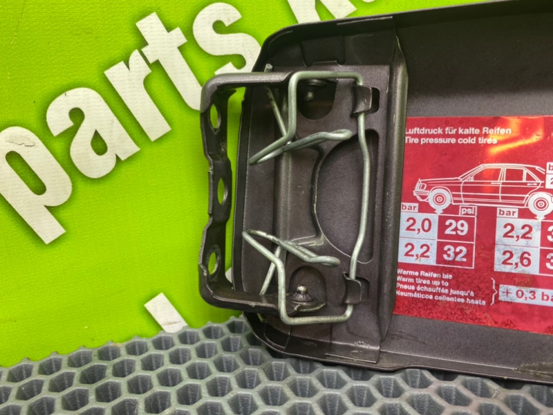 Лючок бензобака, 1000 рублей, Калининград