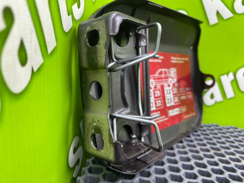 Лючок бензобака, 1000 рублей, Калининград