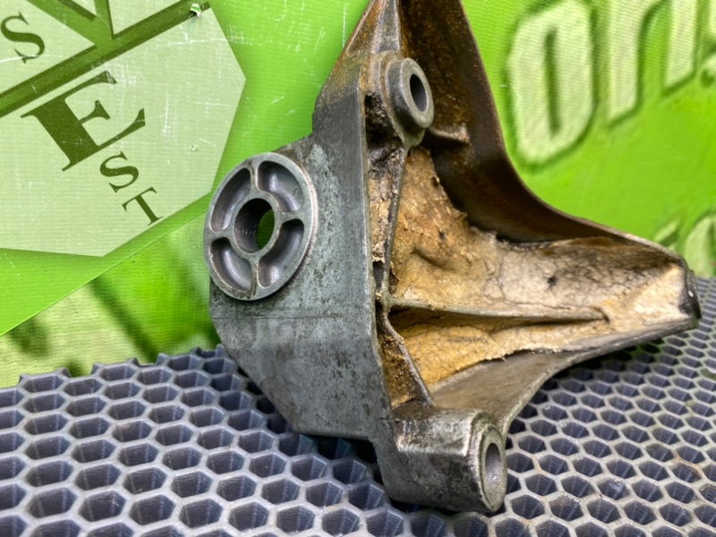 Кронштейн АКПП, 1300 рублей, Калининград