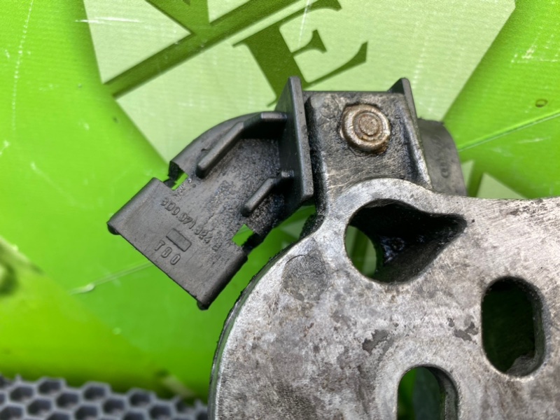 Кронштейн двигателя, 1400 рублей, Калининград