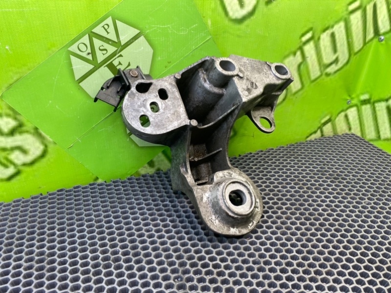 Кронштейн двигателя, 1400 рублей, Калининград