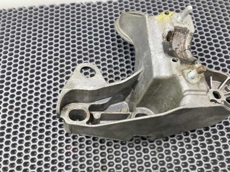 Кронштейн опоры двигателя, 1600 рублей, Калининград