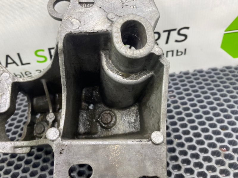 Кронштейн опоры двигателя, 1600 рублей, Калининград