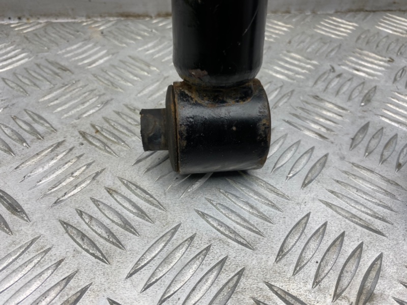 Амортизаторы, 4100 рублей, Калининград