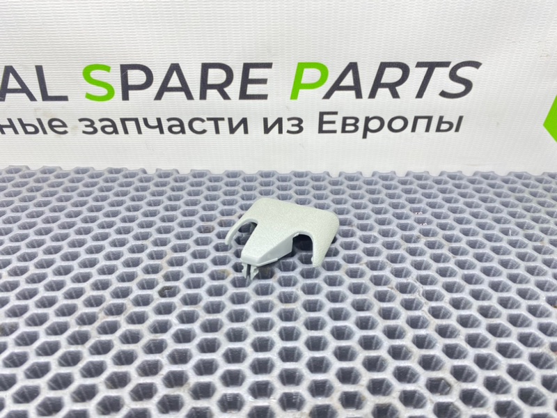 Заглушка полозьев сиденья, 500 рублей, Калининград