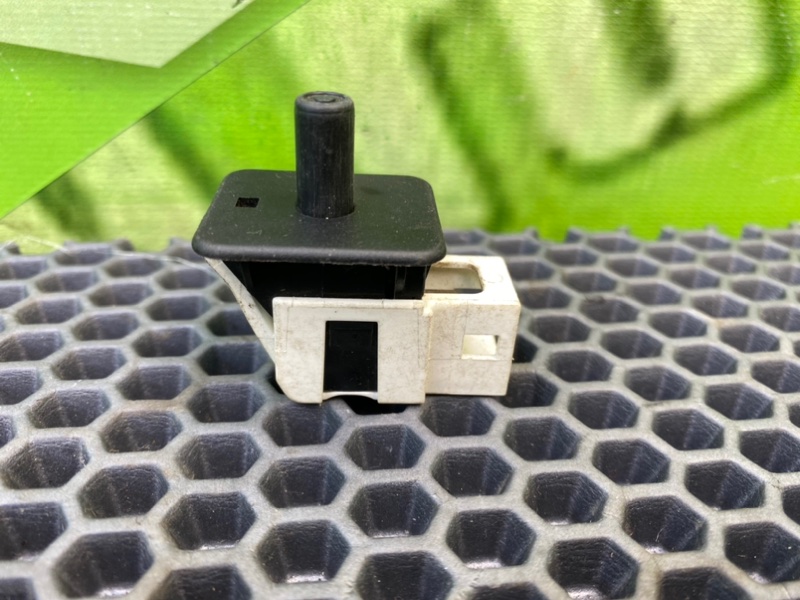 Концевик двери, 500 рублей, Калининград