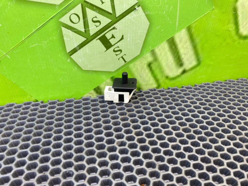 Концевик двери, 500 рублей, Калининград