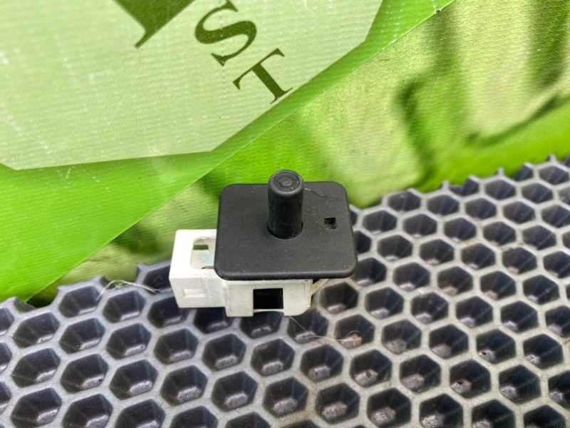 Концевик двери, 500 рублей, Калининград