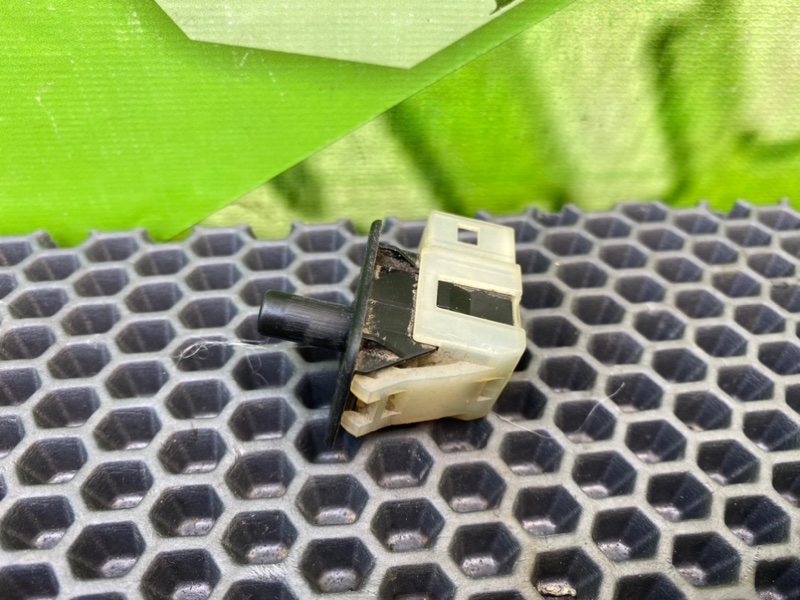 Концевик двери, 500 рублей, Калининград