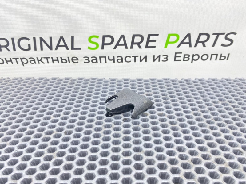 Заглушка полозьев сиденья, 500 рублей, Калининград