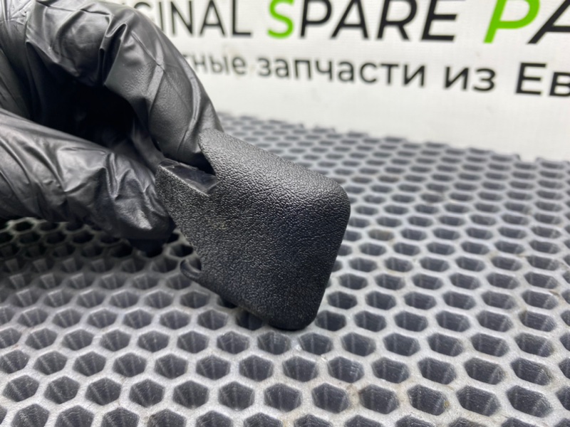 Заглушка полозьев сиденья, 500 рублей, Калининград