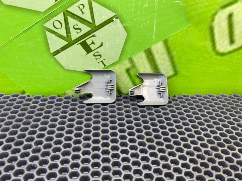 Заглушка полозьев сиденья, 600 рублей, Калининград