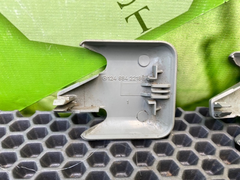 Заглушка полозьев сиденья, 600 рублей, Калининград