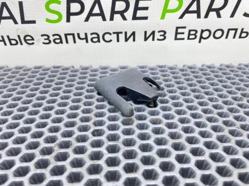 Заглушка полозьев сиденья, 500 рублей, Калининград