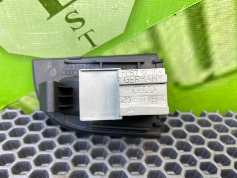 Кнопка стеклоподъемника, 1000 рублей, Калининград