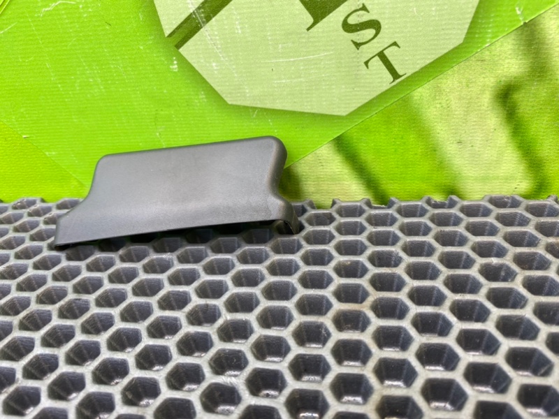 Накладка стойки, 600 рублей, Калининград