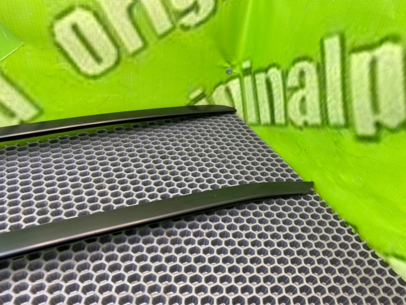 Молдинг лобового стекла, 1700 рублей, Калининград