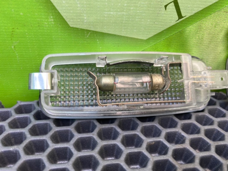 Плафон подсветки салона, 1000 рублей, Калининград