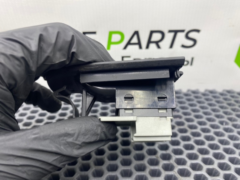 Кнопка эсп, 1000 рублей, Калининград