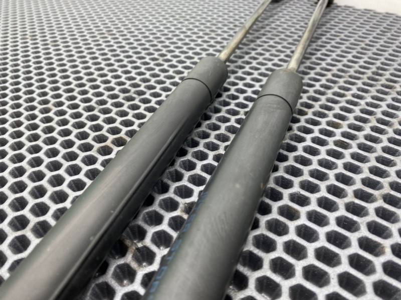 Амортизатор багажника, 2100 рублей, Калининград