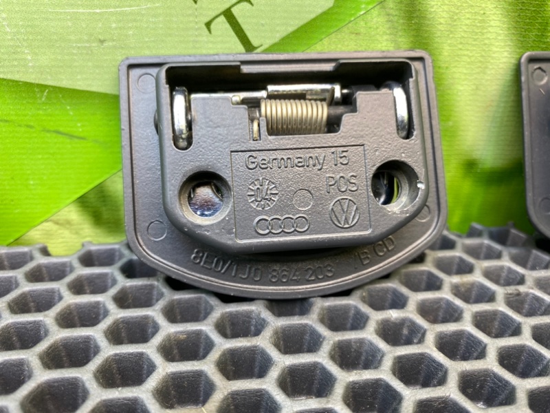 Кронштейн, 1600 рублей, Калининград