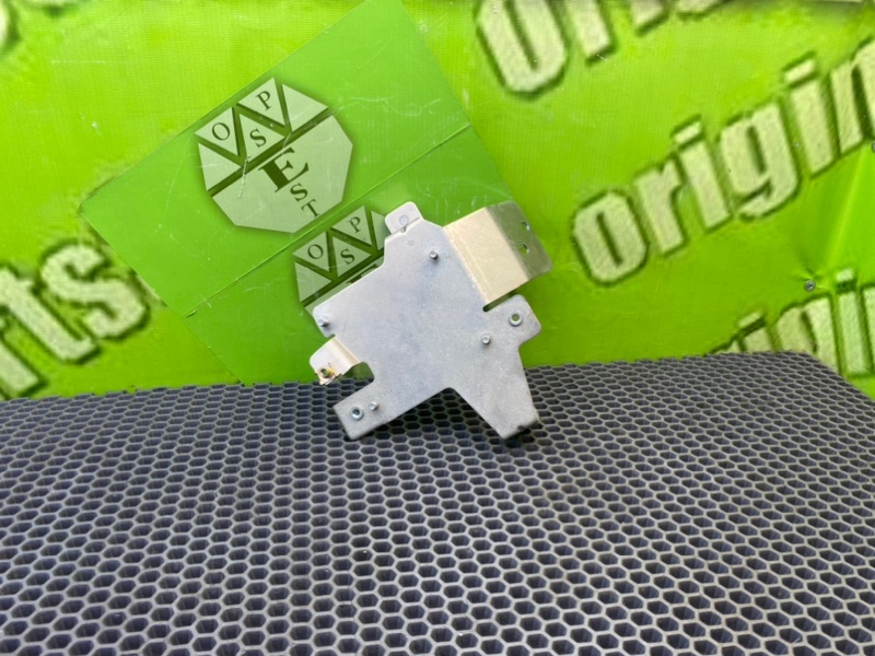 Кронштейн, 1000 рублей, Калининград