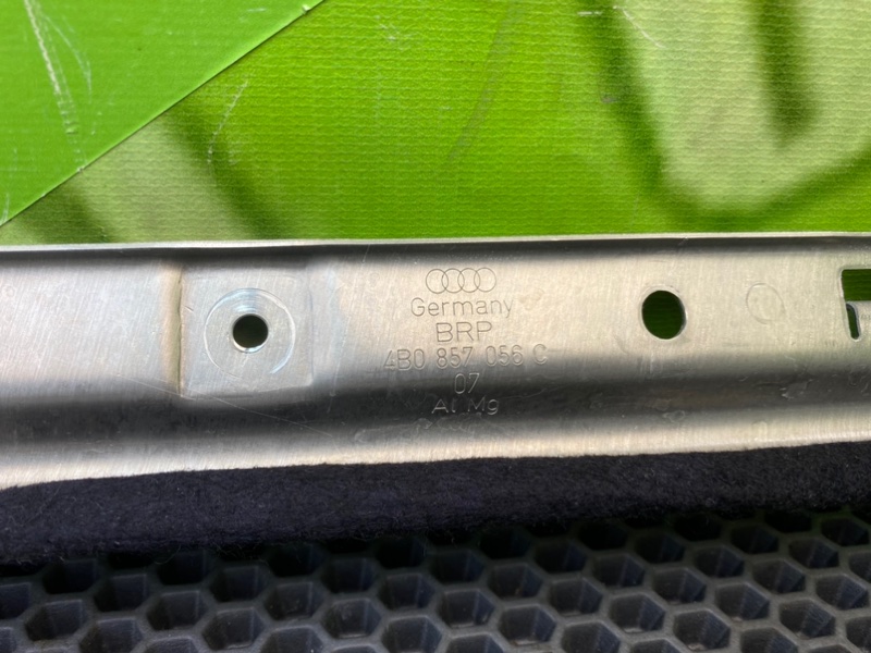 Кронштейн, 1300 рублей, Калининград