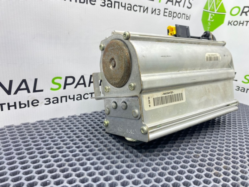 Подушка безопасности, 1400 рублей, Калининград