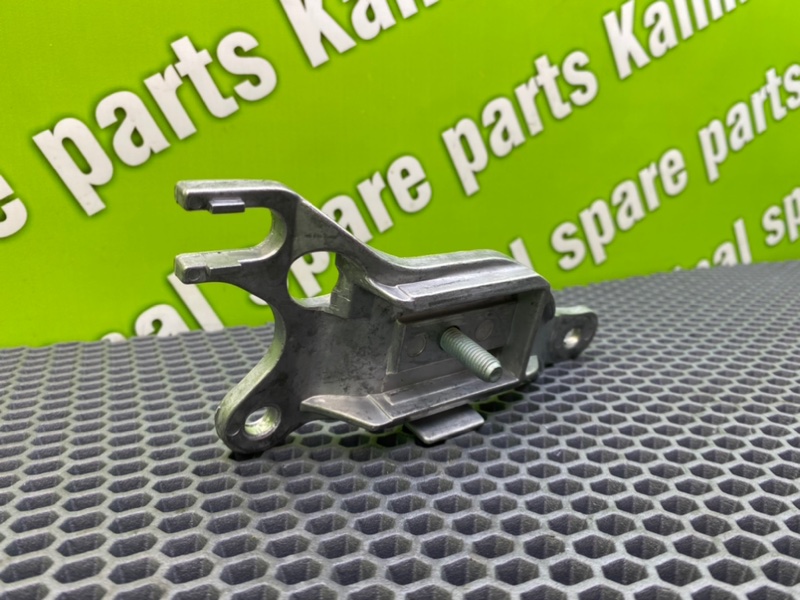 Кронштейн подлокотника, 800 рублей, Калининград