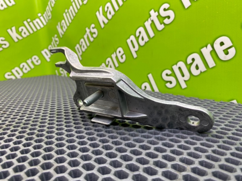 Кронштейн подлокотника, 800 рублей, Калининград