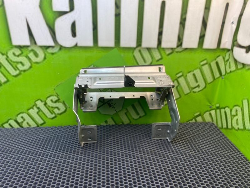 Кронштейн подушки безопасности, 2100 рублей, Калининград