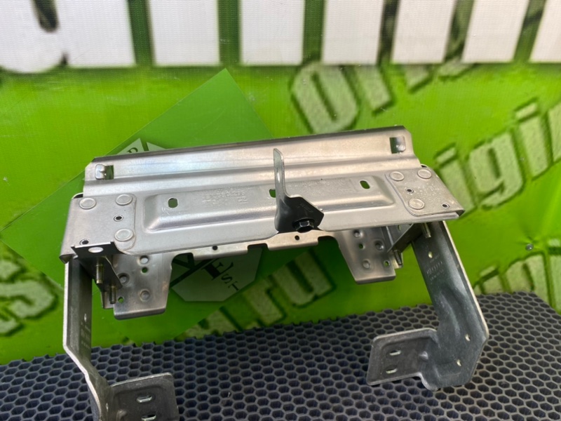 Кронштейн подушки безопасности, 2100 рублей, Калининград