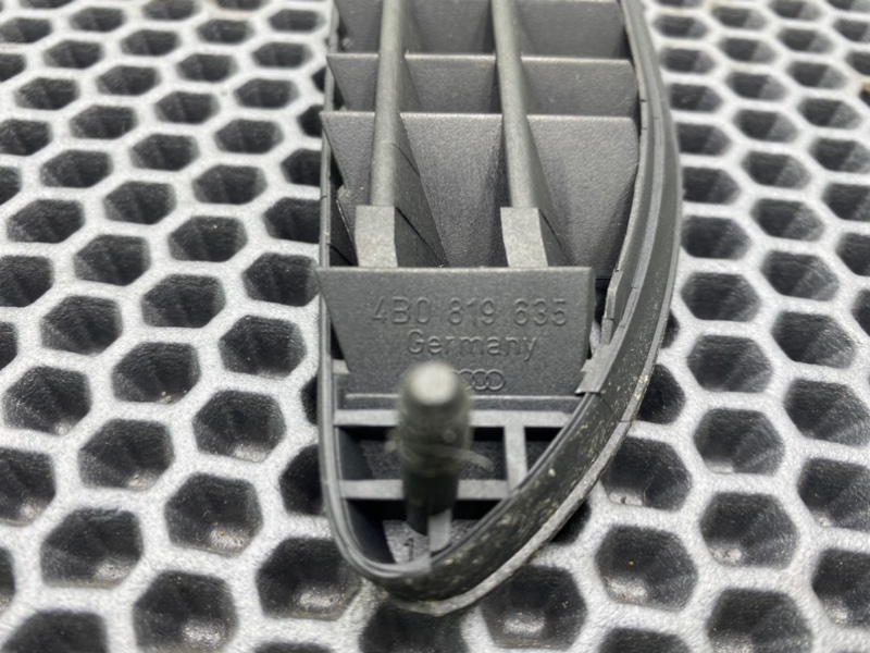 Дефлектор воздушный, 1000 рублей, Калининград