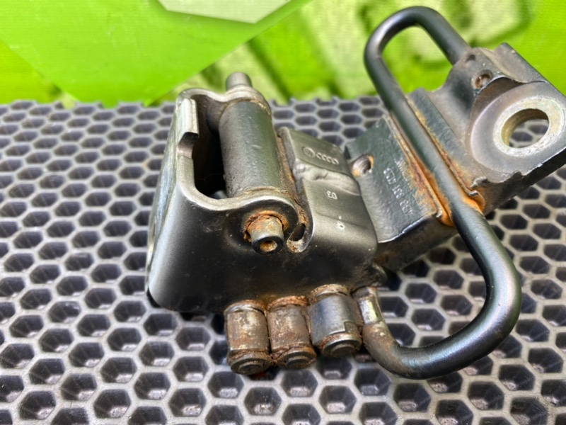 Петля двери, 1000 рублей, Калининград