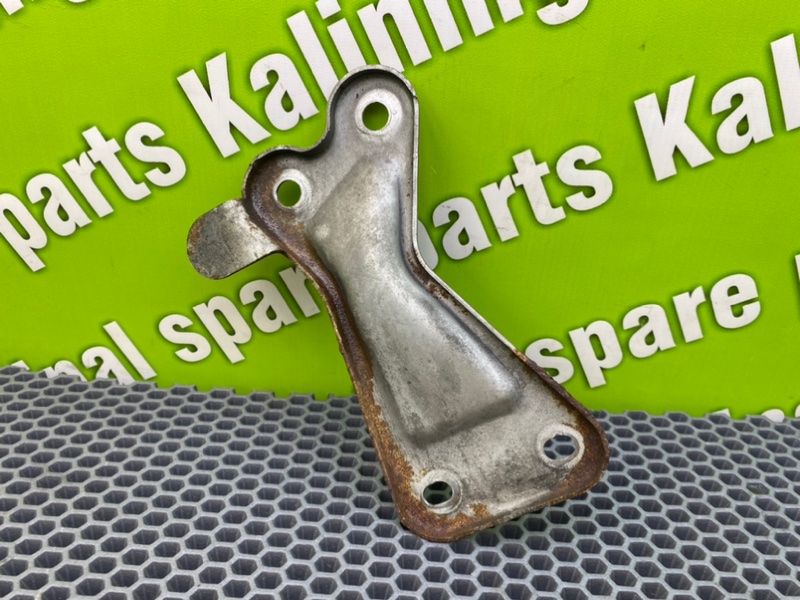 Кронштейн, 700 рублей, Калининград