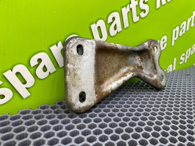 Кронштейн, 700 рублей, Калининград