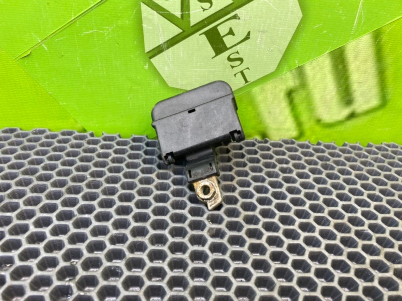 Крышка, 1000 рублей, Калининград