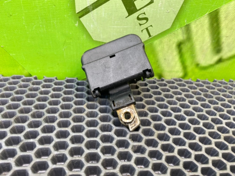 Крышка, 1000 рублей, Калининград