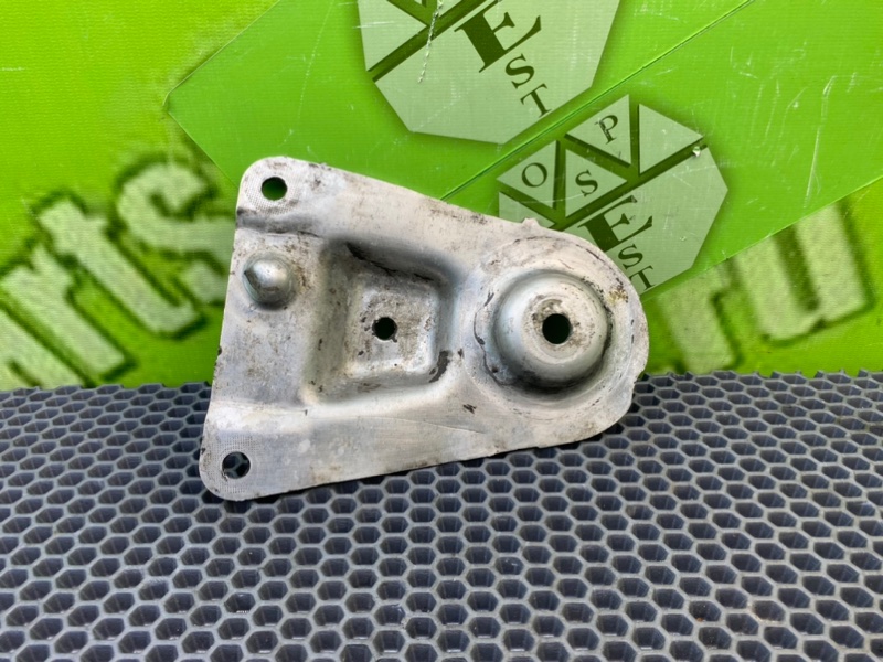 Кронштейн балки, 500 рублей, Калининград